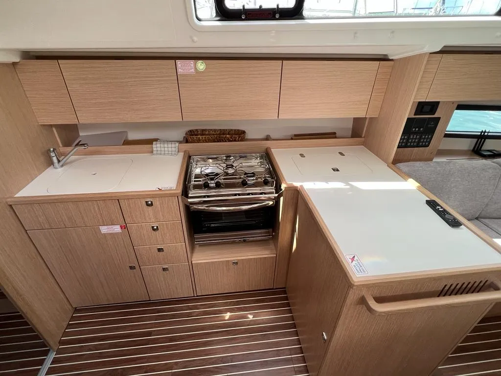 Image slide 216857