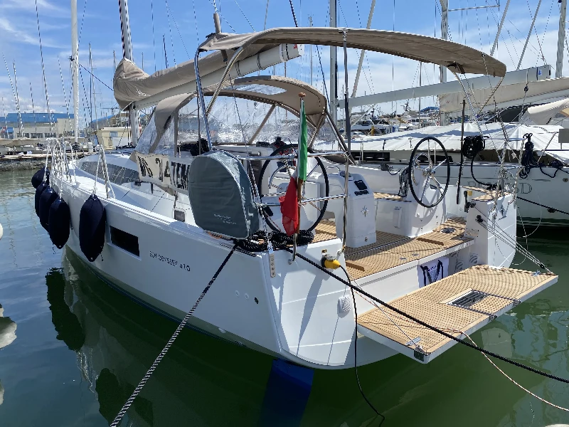 Sun Odyssey 410 Bella boat image