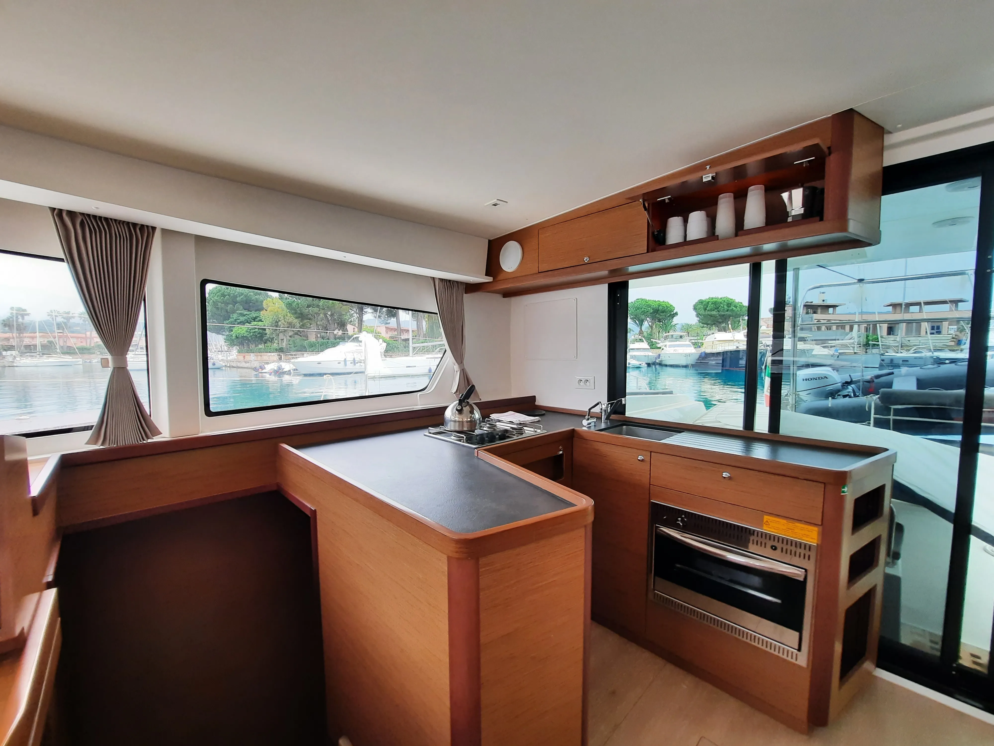Image slide 217429