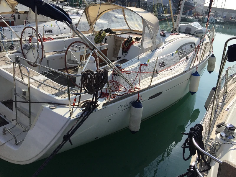 Oceanis 43 Little Mermaid boat image