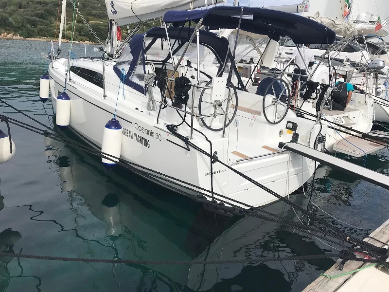 Oceanis 30.1 Mimosa boat image