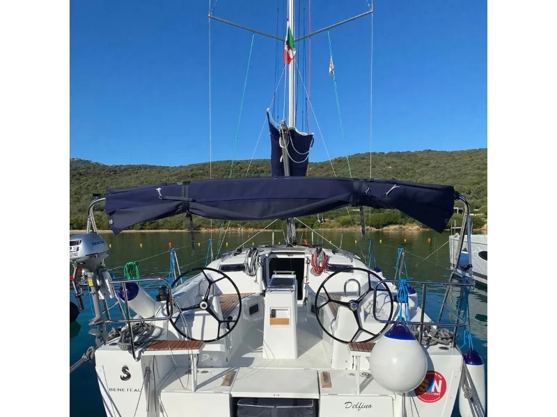 Oceanis 34.1 Delfino boat image