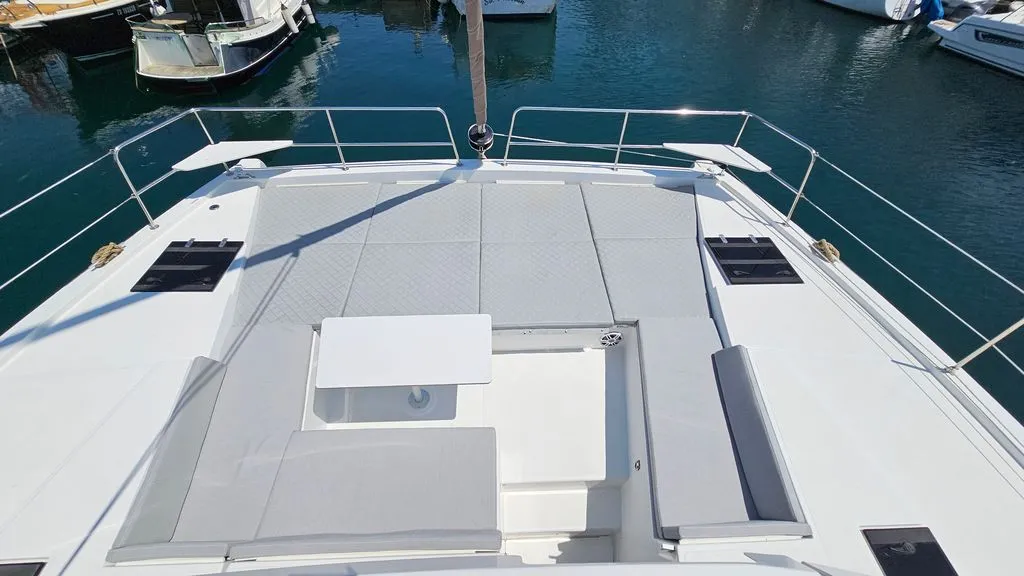 Image slide 22021