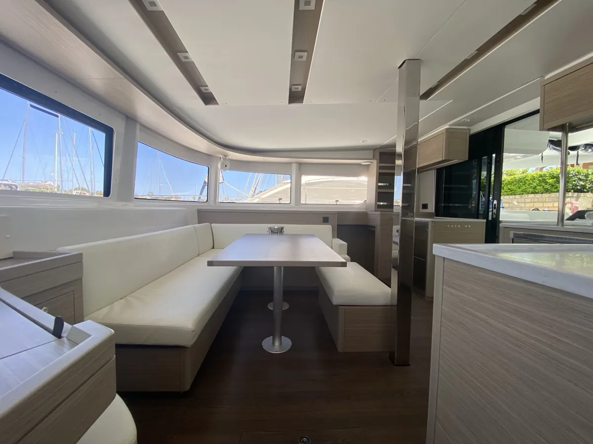 Image slide 220307