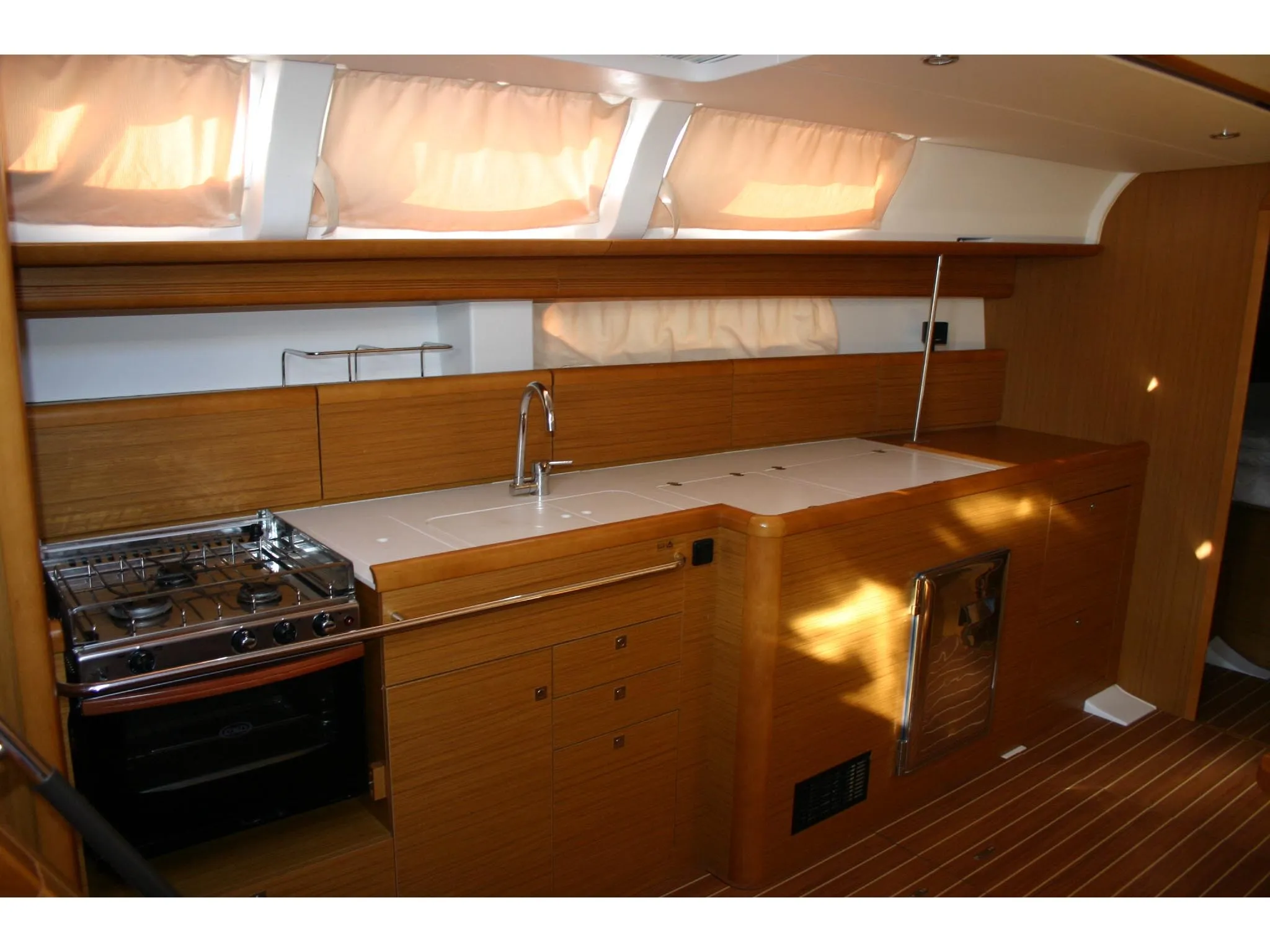 Image slide 220719