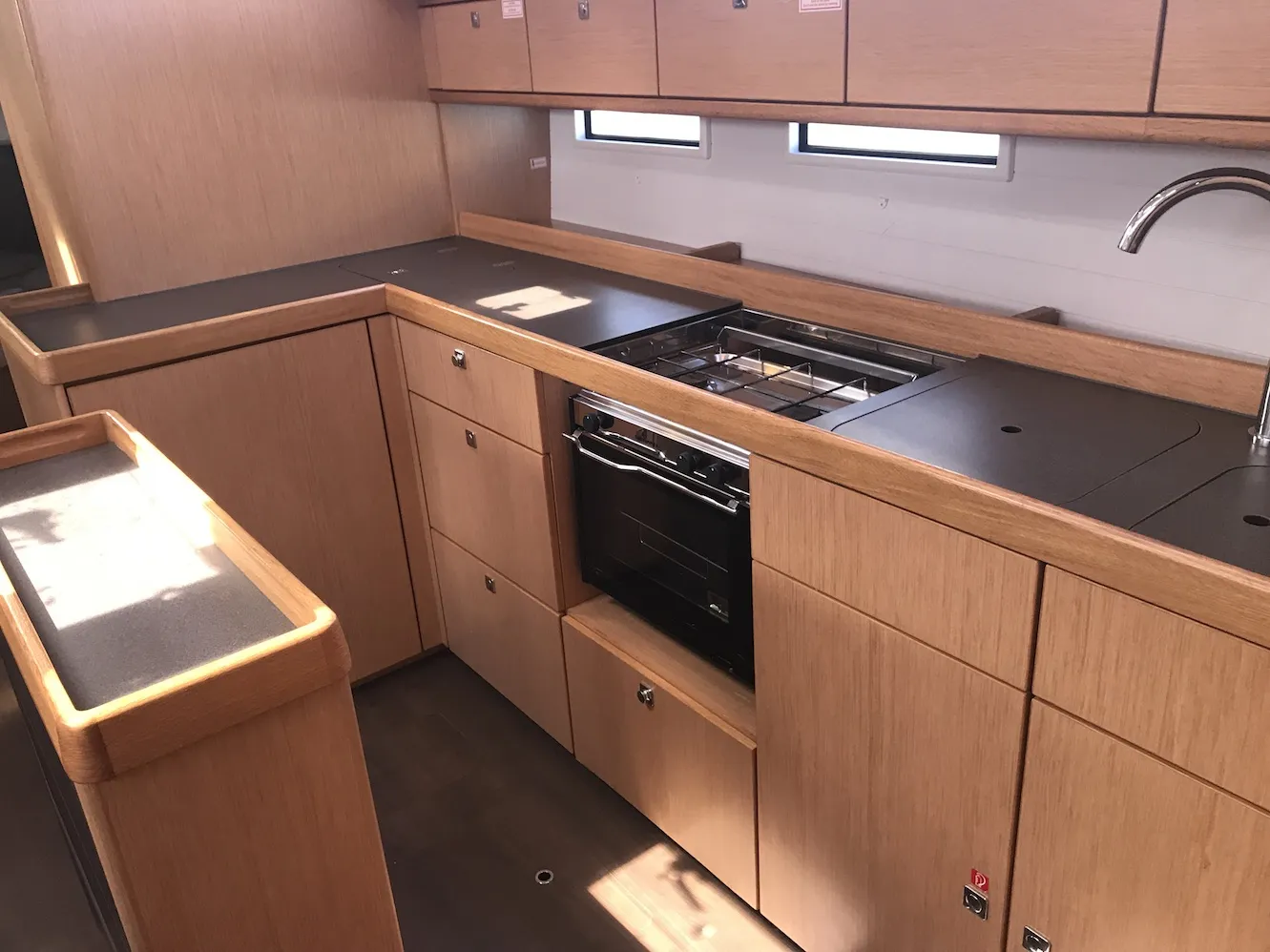 Image slide 220750