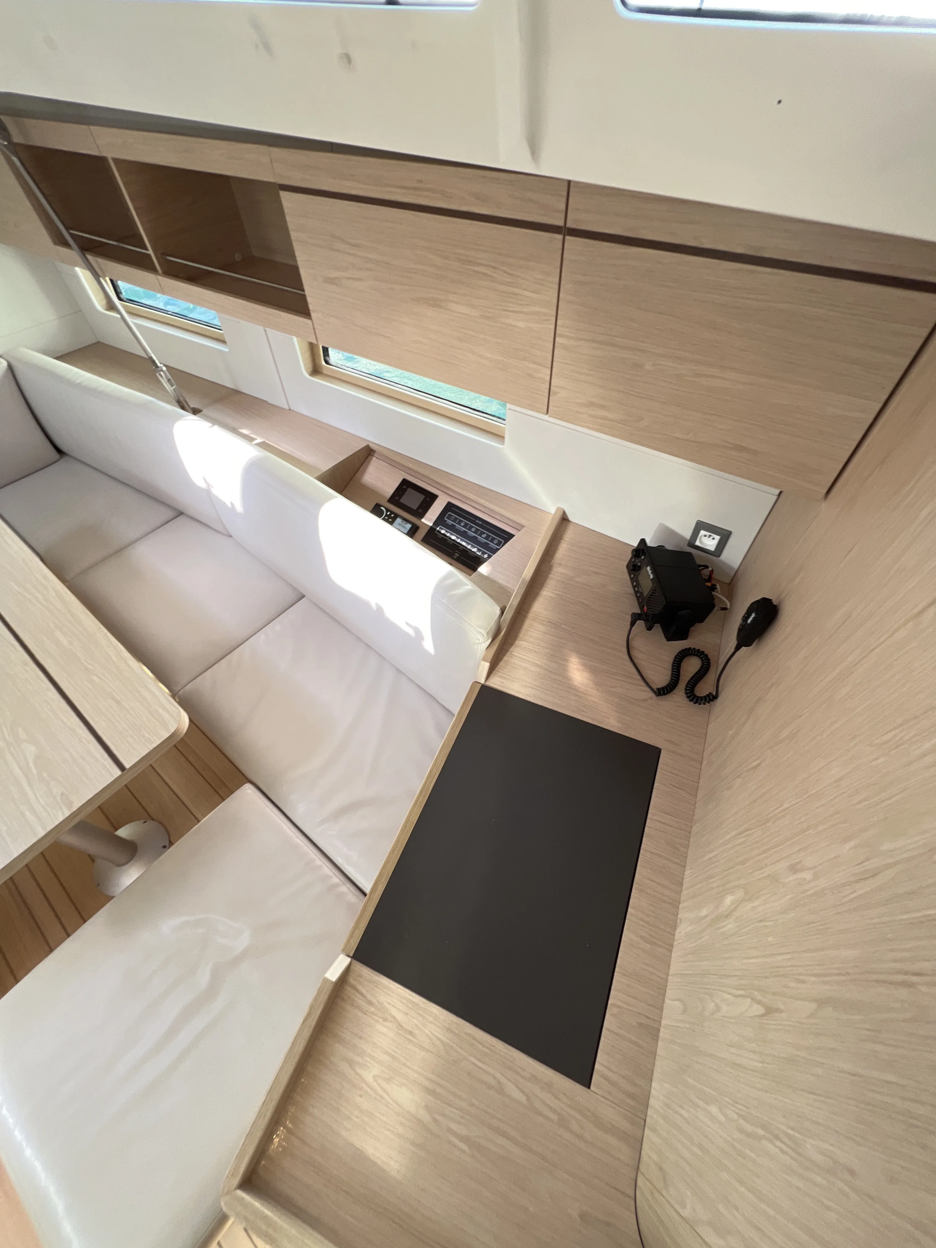 Image slide 220820