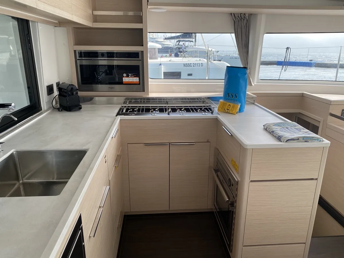 Image slide 221035