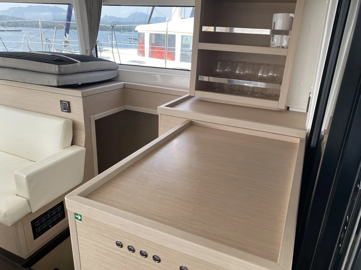 Image slide 221045