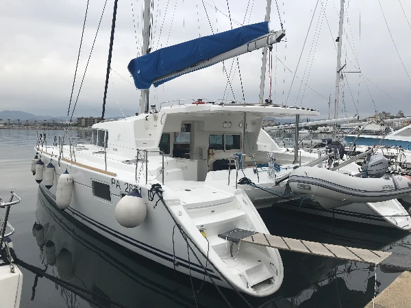 Lagoon 440 Isis boat image
