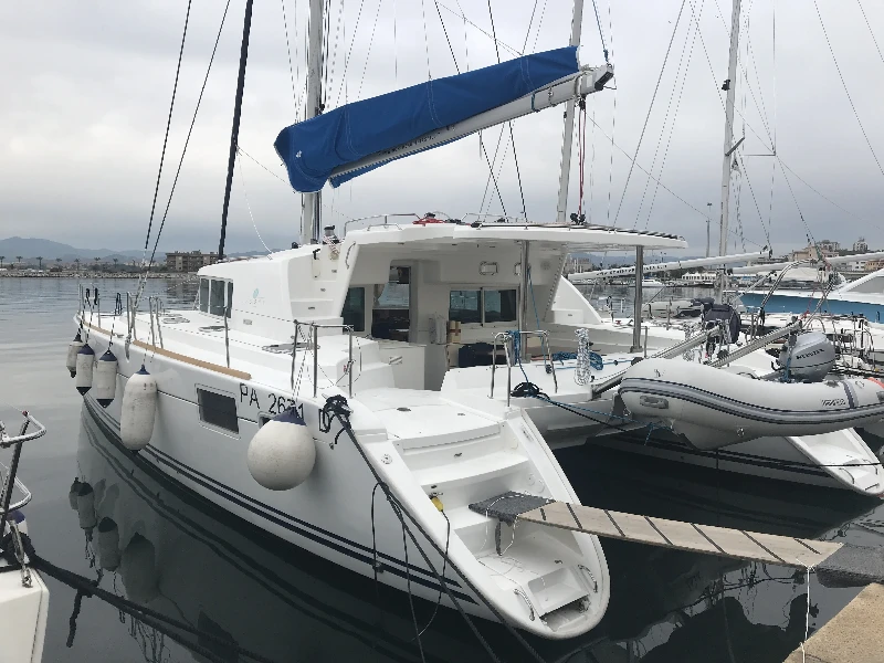 Lagoon 440 Isis boat image