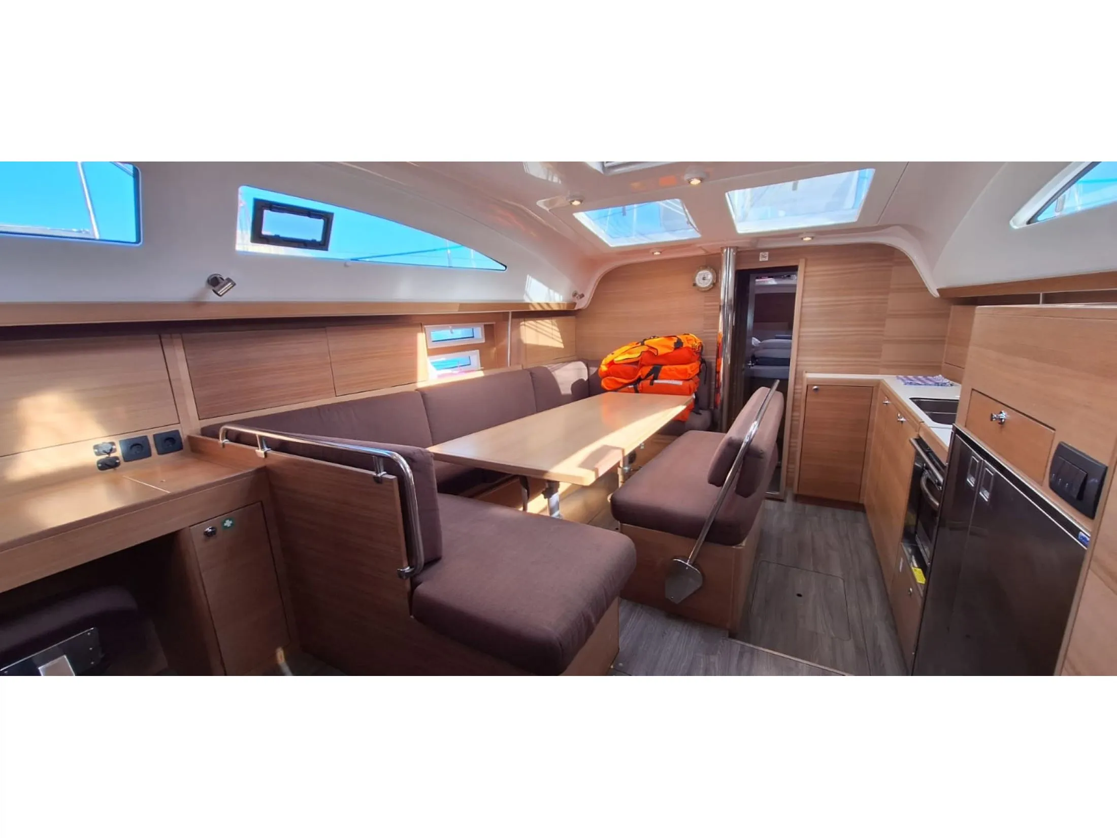 Image slide 221376