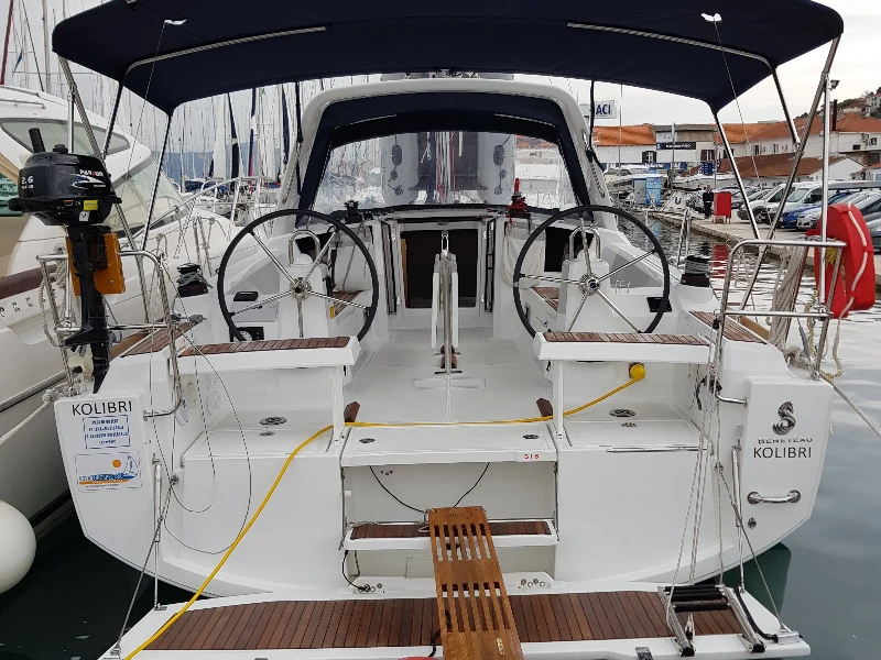 Oceanis 35.1 Kolibri boat image