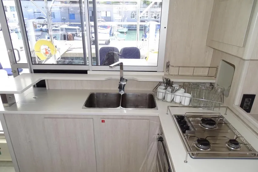 Image slide 221560