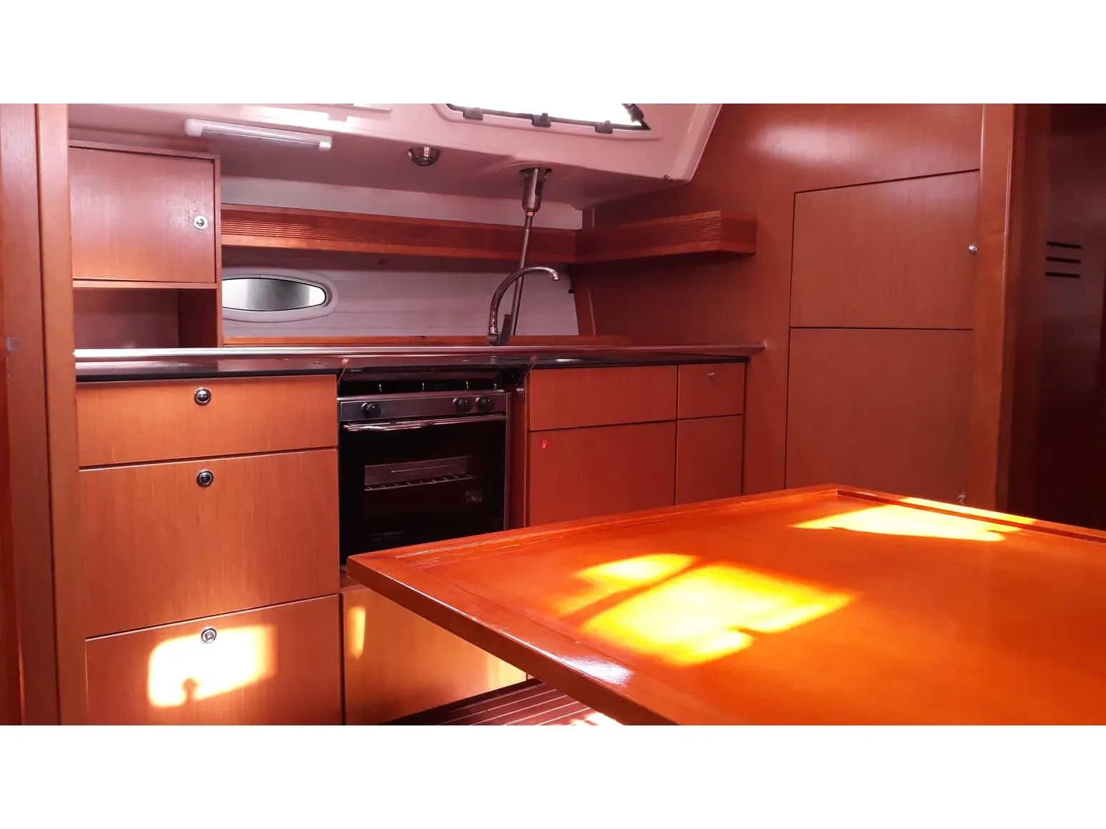 Image slide 223240