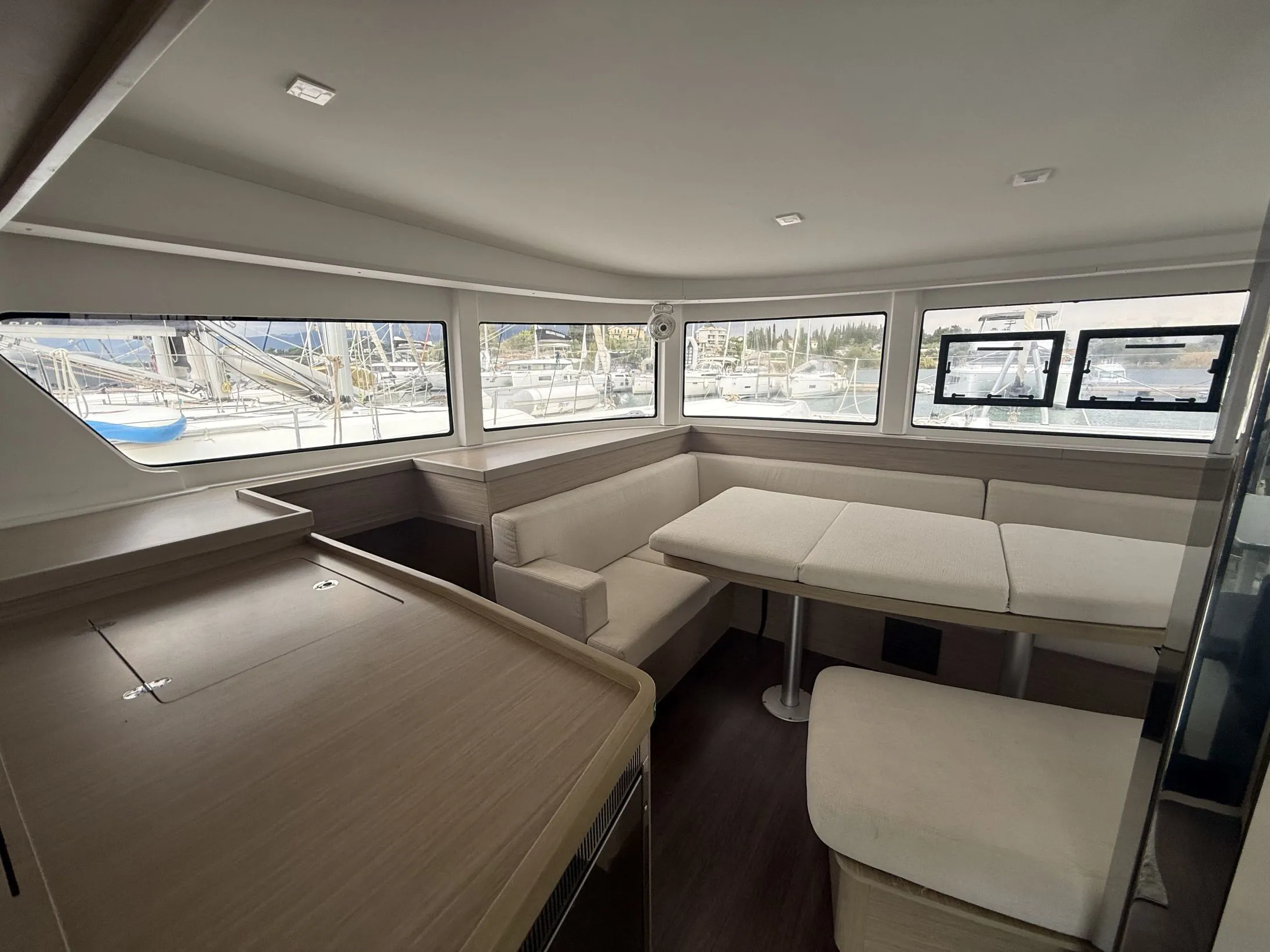Image slide 223354