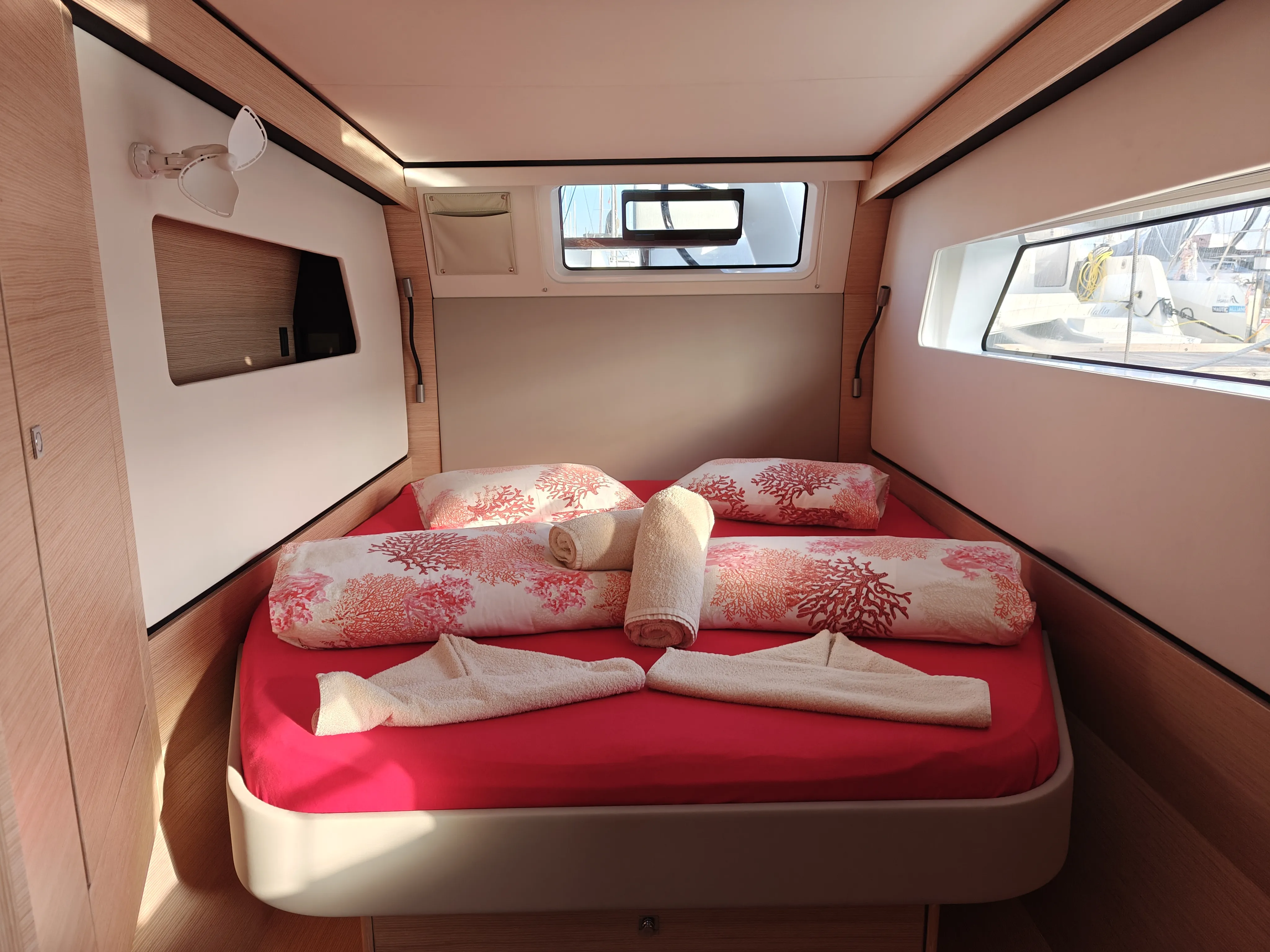 Image slide 223436