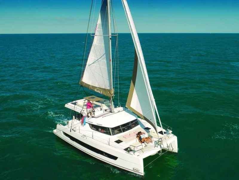 Bali Catspace Day Dream boat image