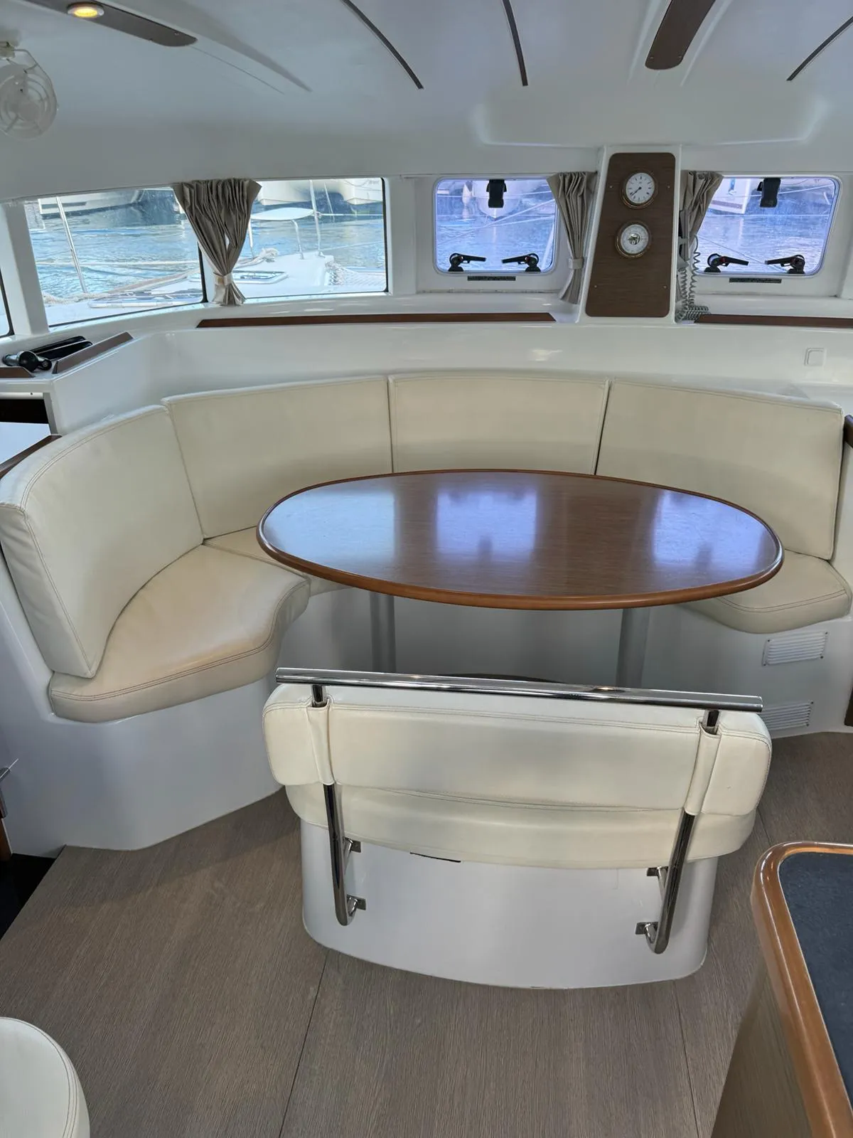 Image slide 223651