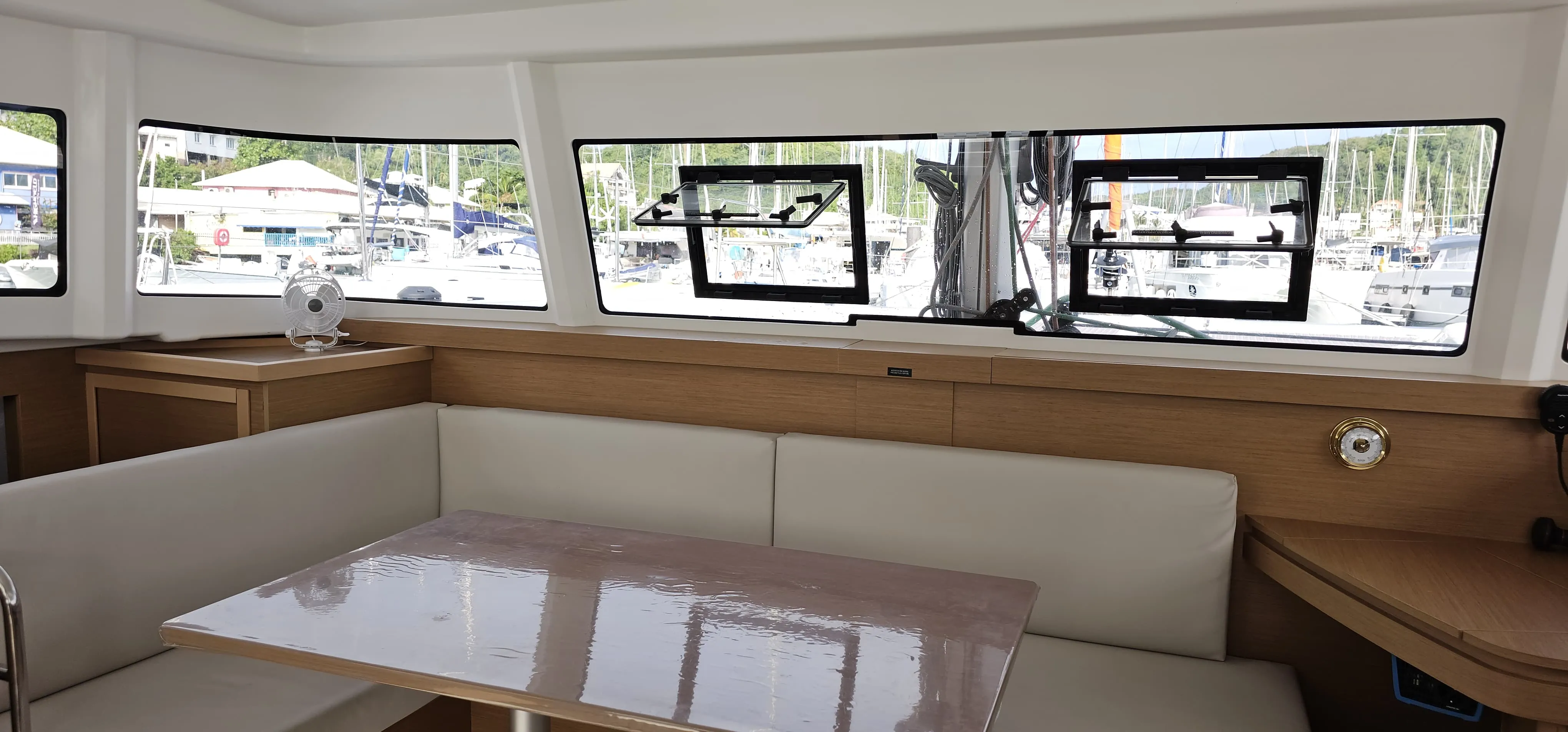 Image slide 223675