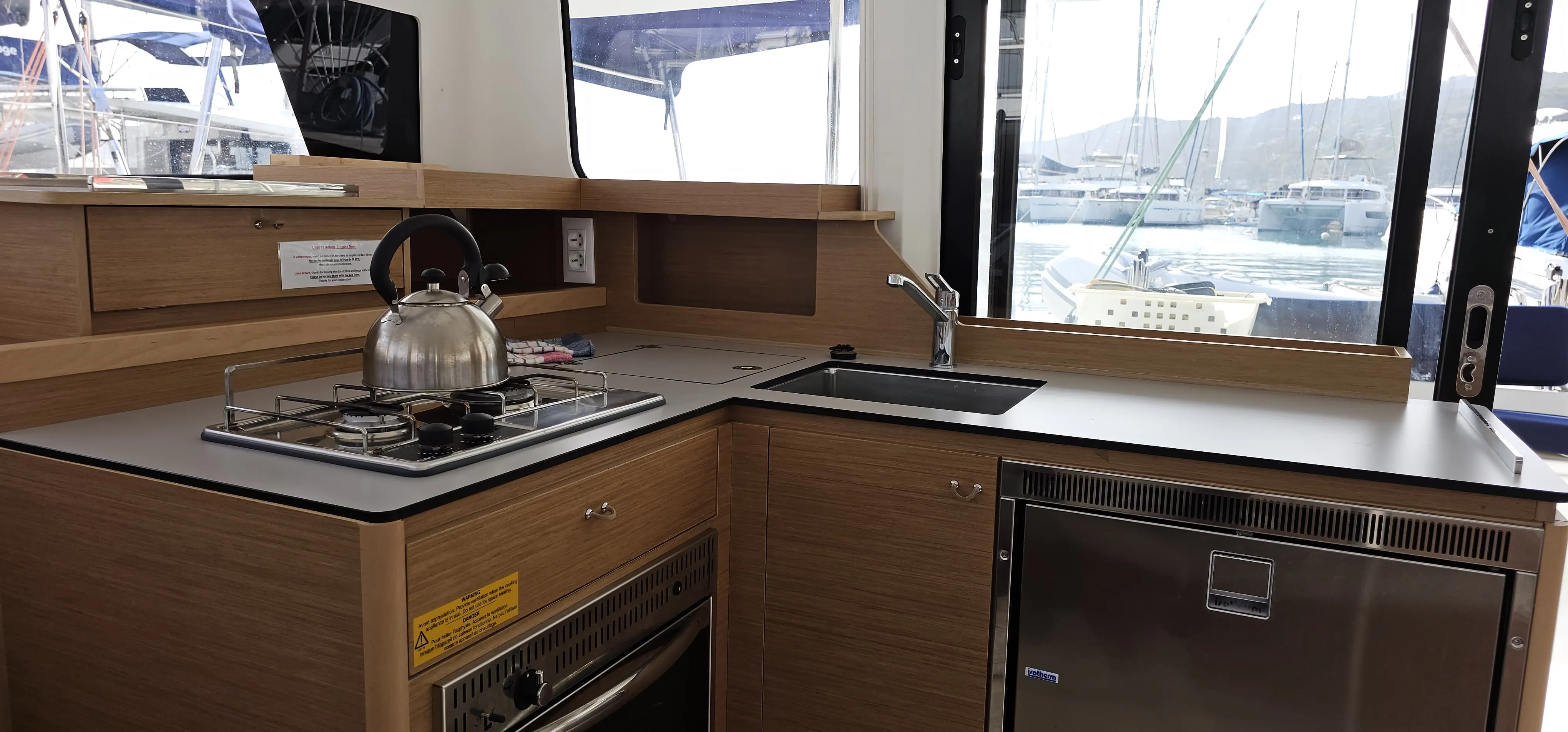 Image slide 223693