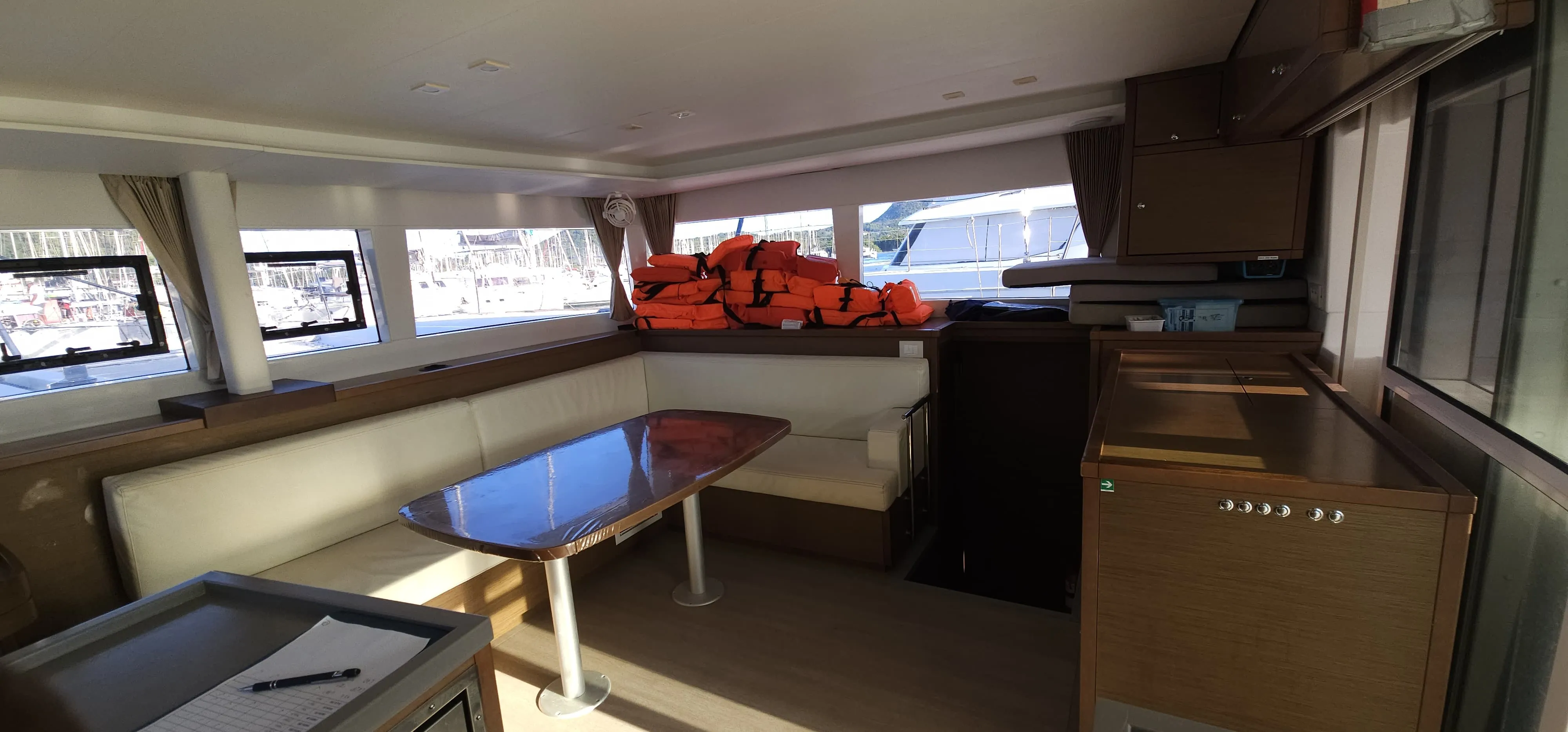 Image slide 223840