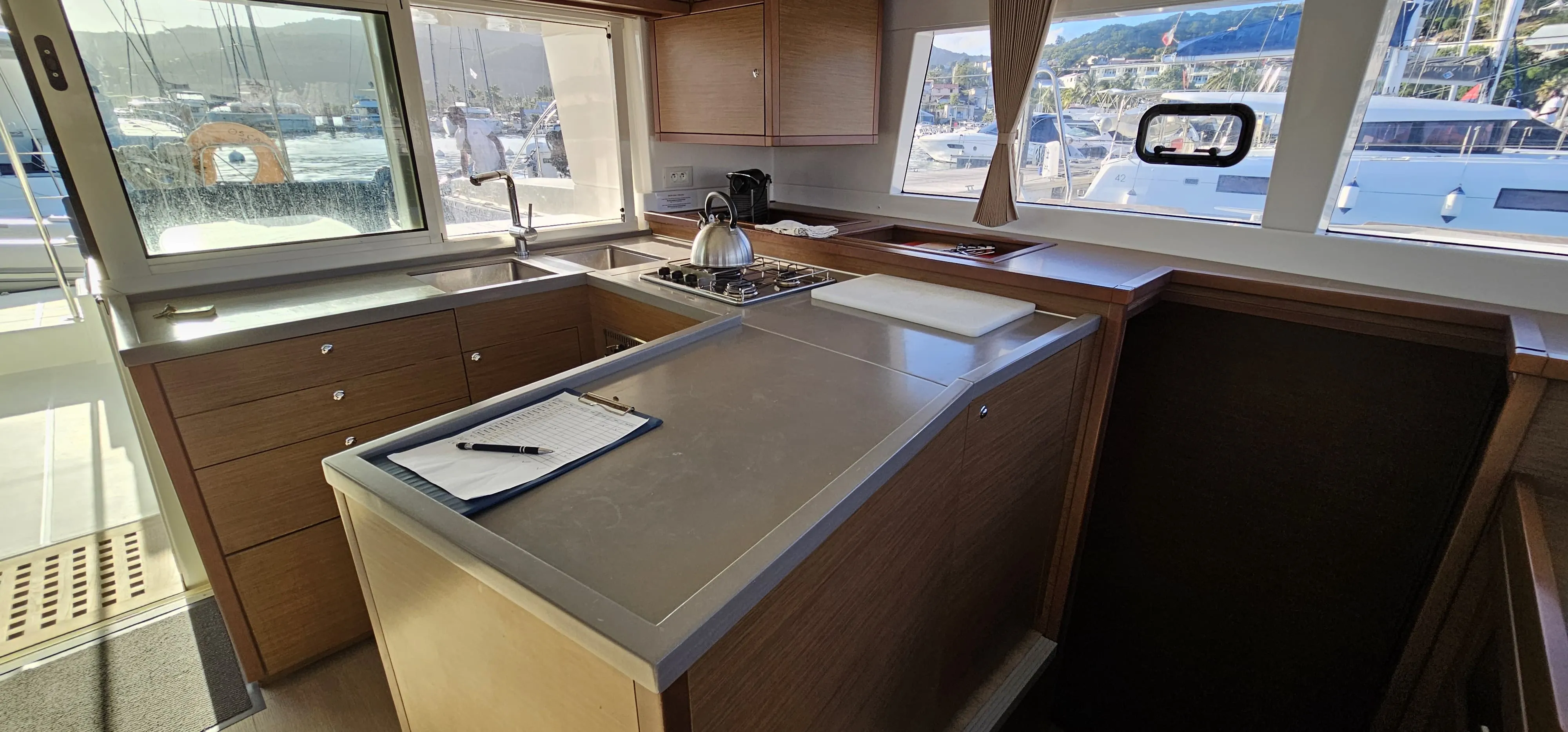 Image slide 223841