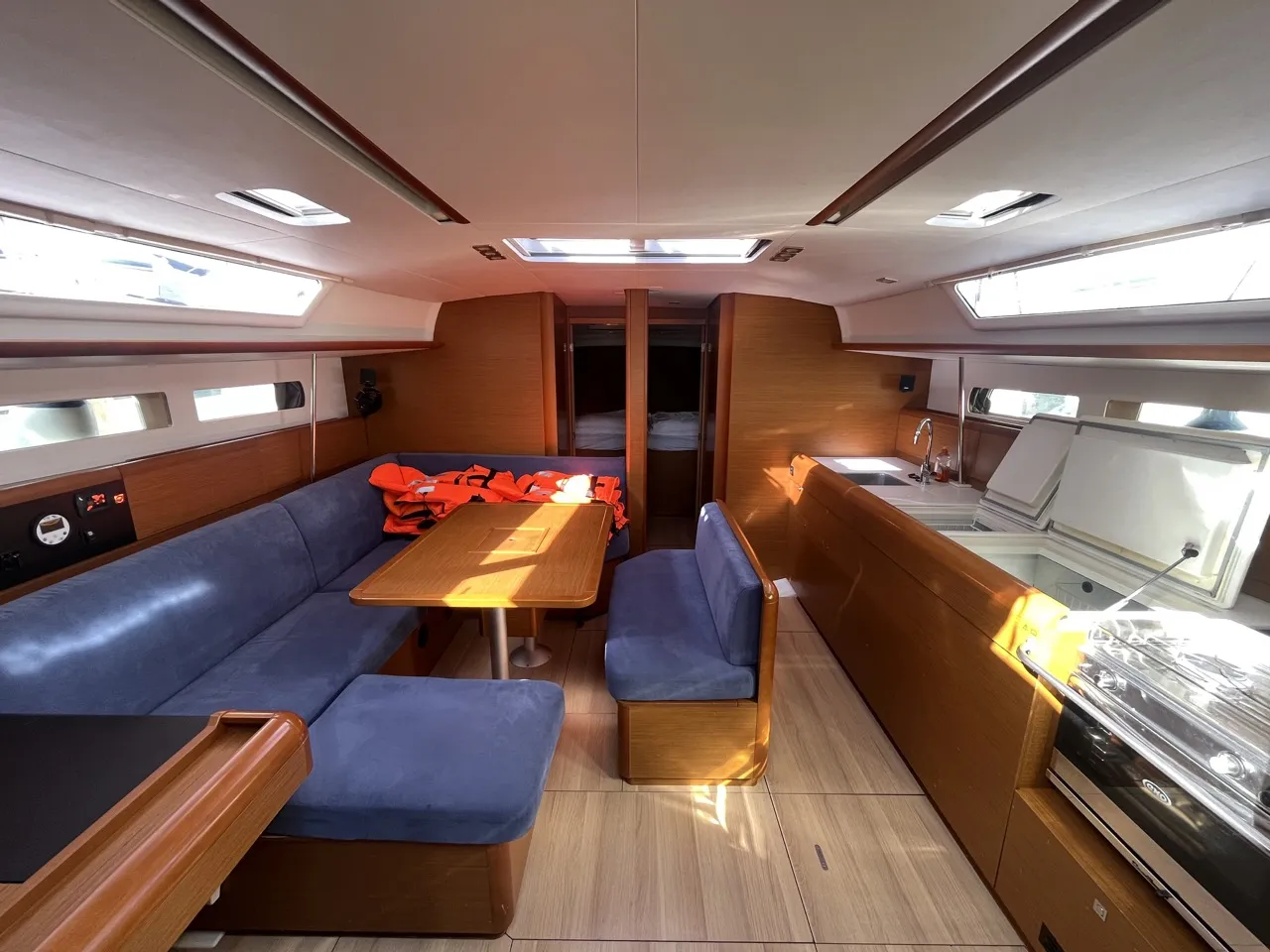 Image slide 224035