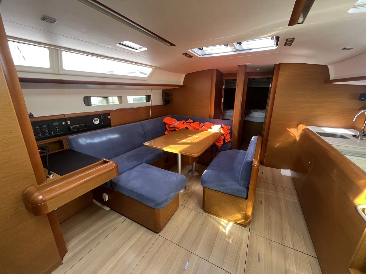 Image slide 224046
