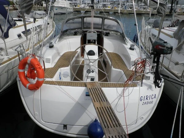 Bavaria Cruiser 33 GIRICA boat image