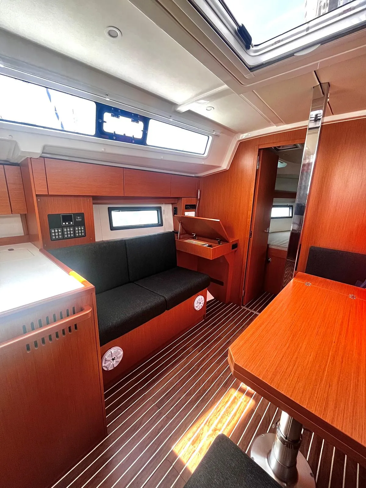 Image slide 224380