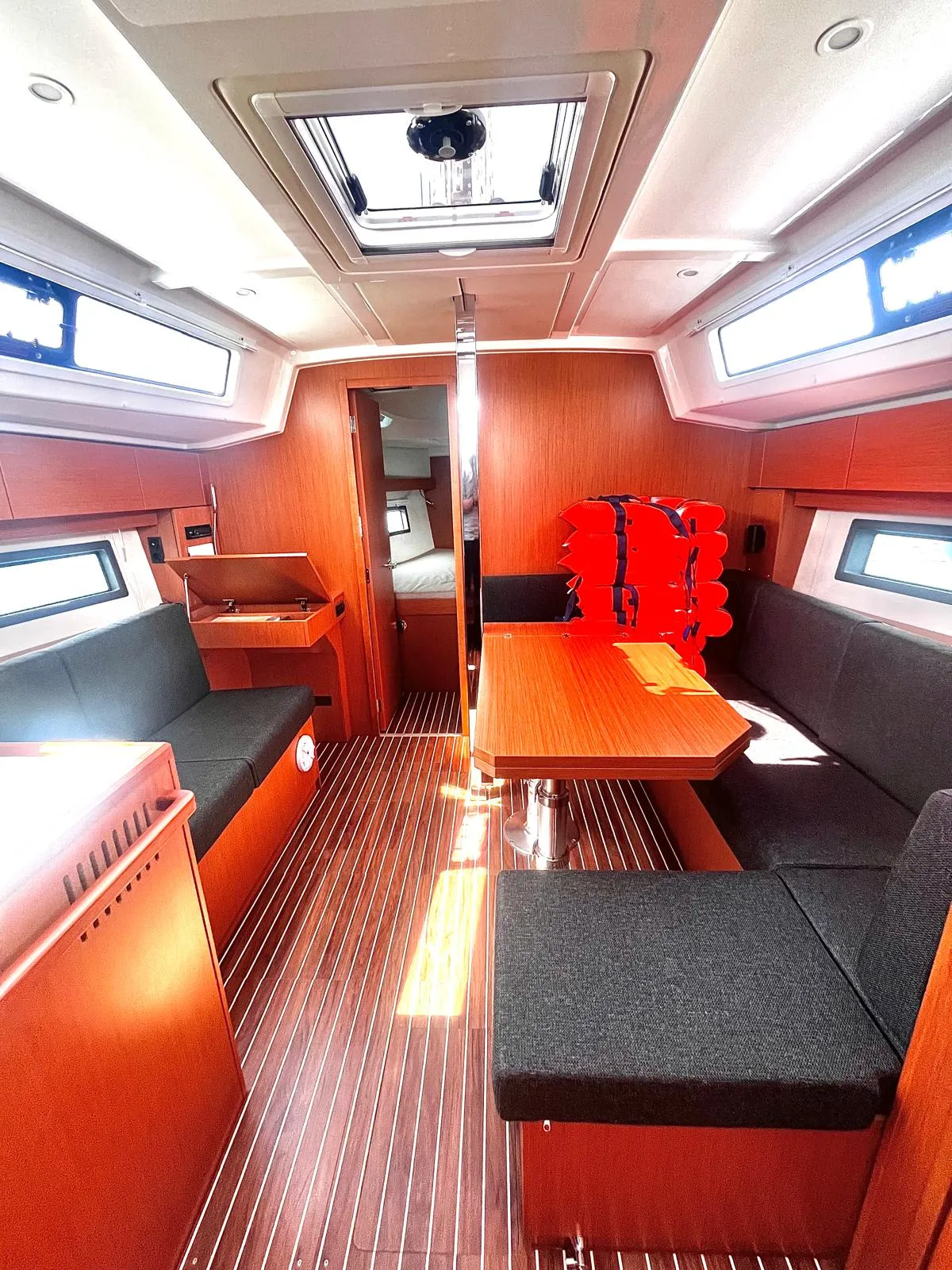 Image slide 224384