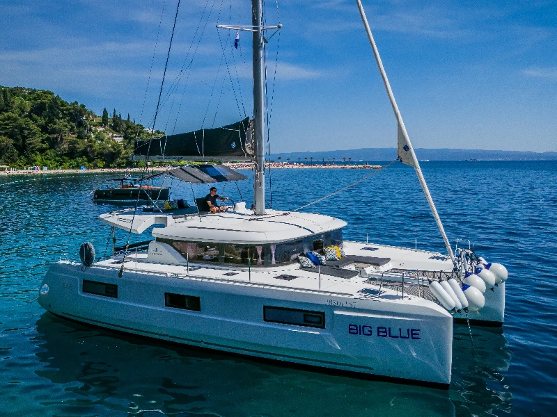 Lagoon 46 BIG BLUE boat image