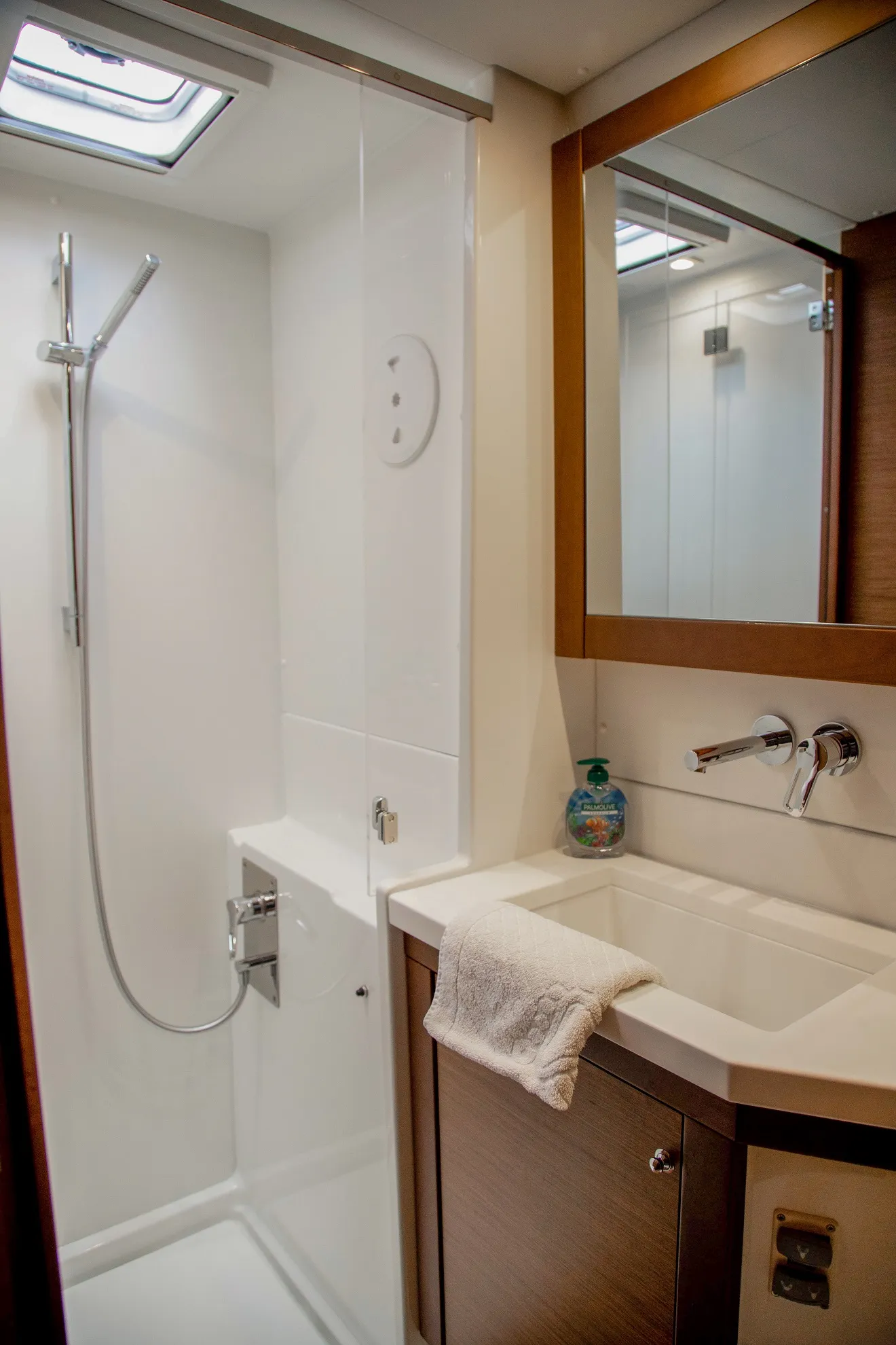 Image slide 225843