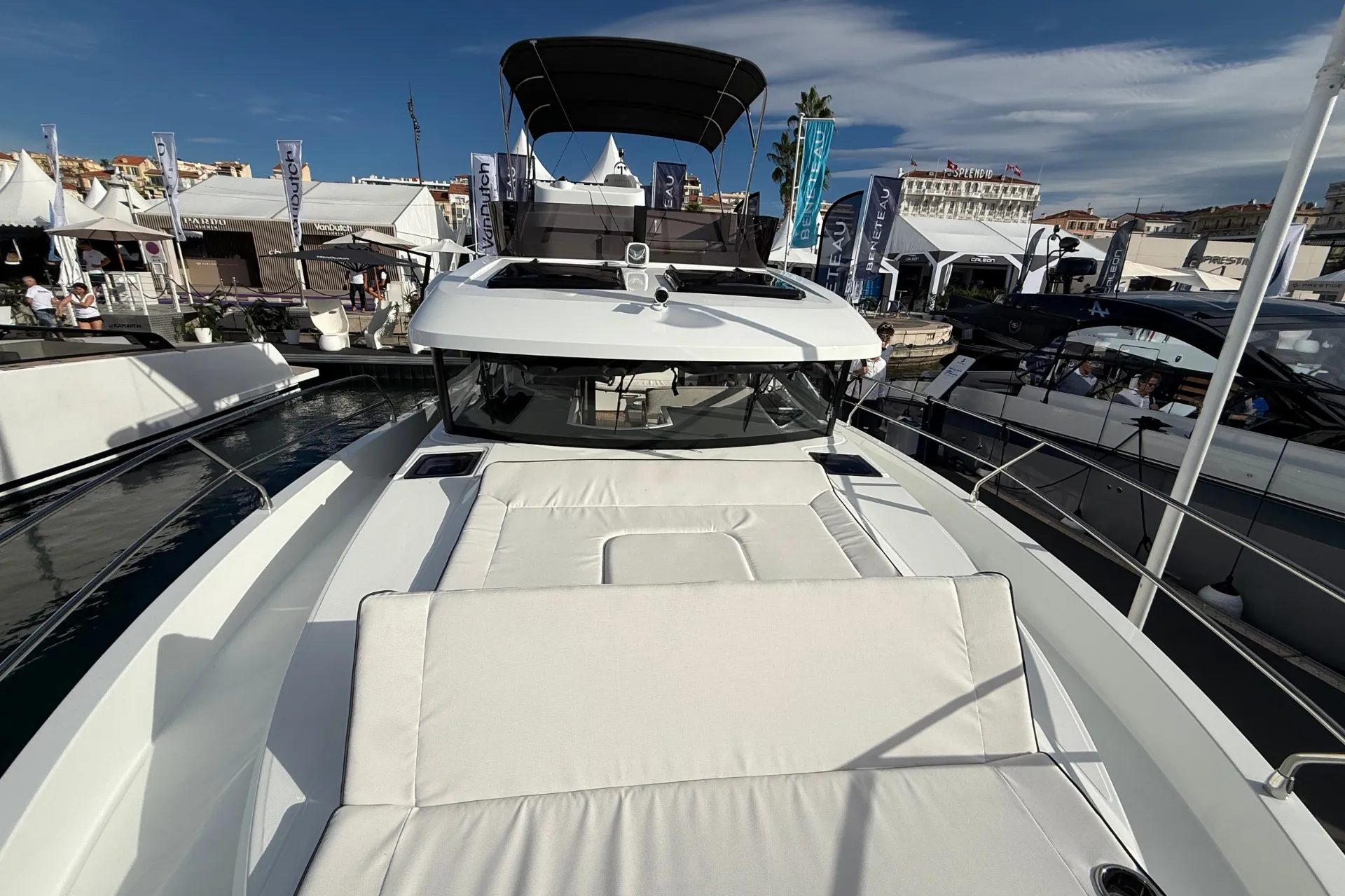 Image slide 225905