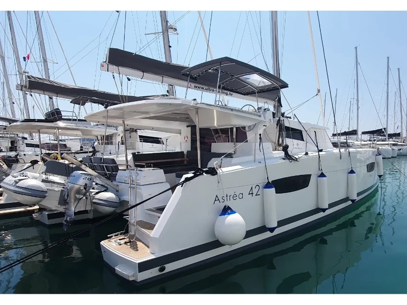 Astréa 42 CRAZY DIAMOND boat image