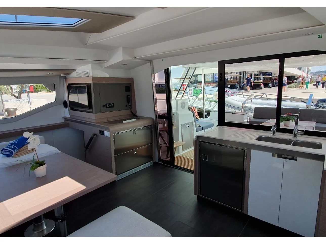 Image slide 227129