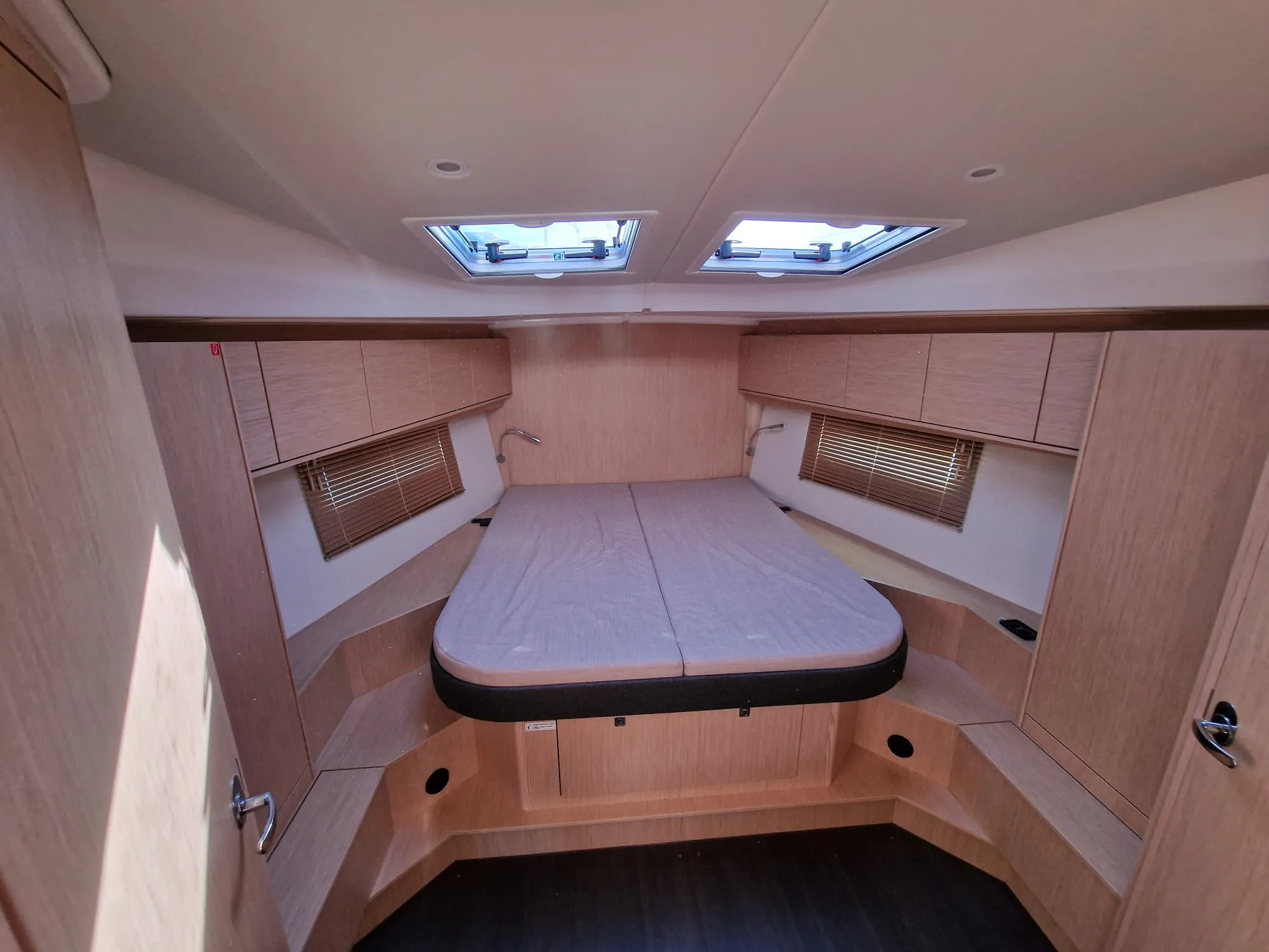 Image slide 227876