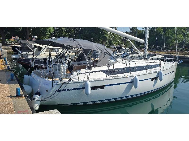 Bavaria Cruiser 37 Sunseeker boat image