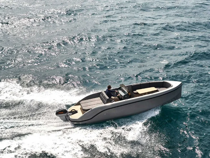 Play 24 Diva boat image