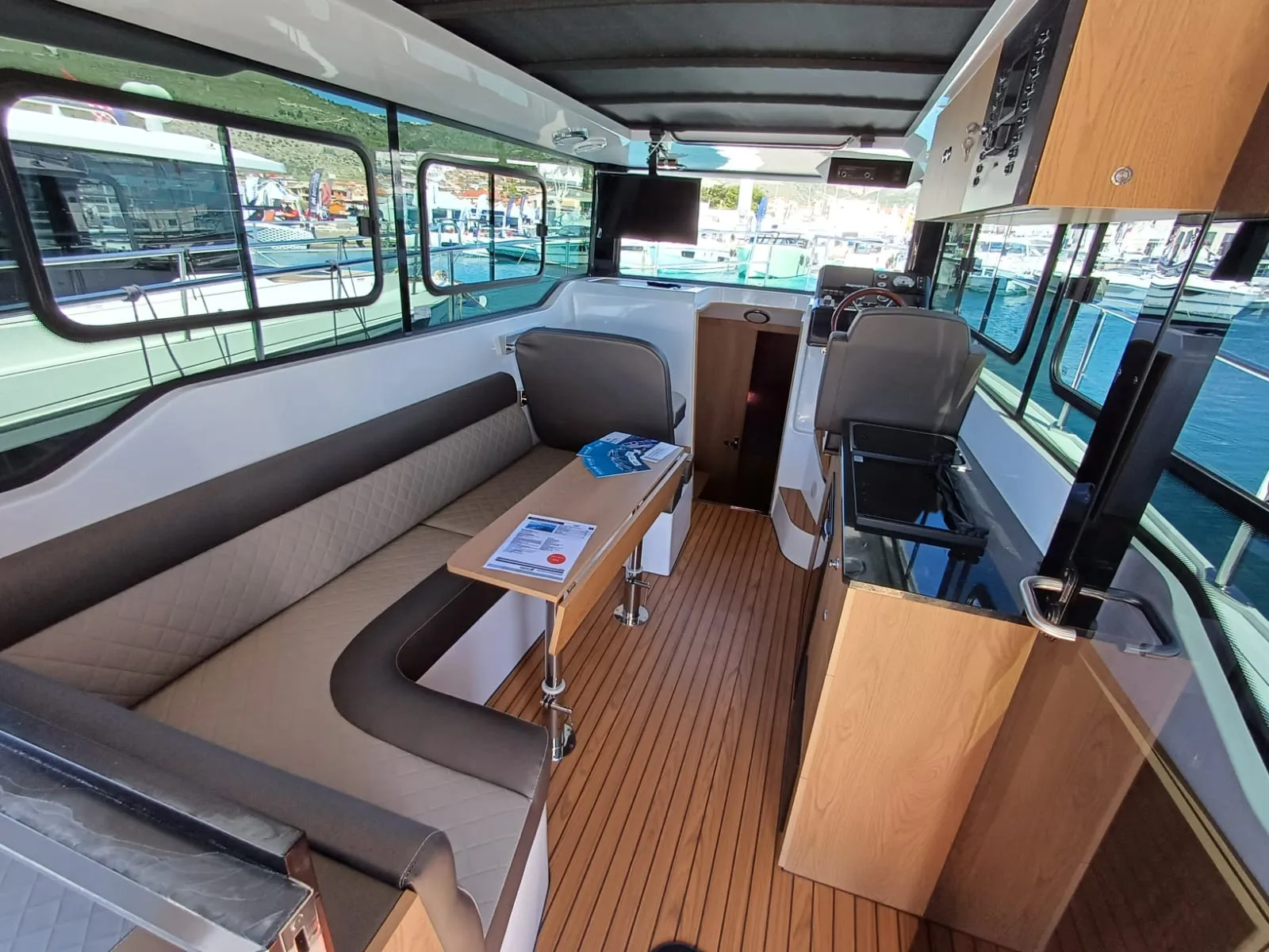 Image slide 228183