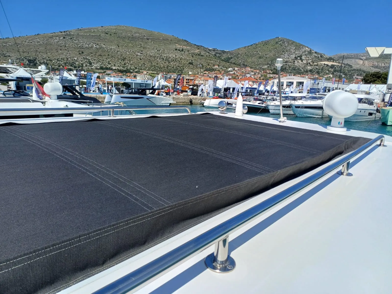 Image slide 228186