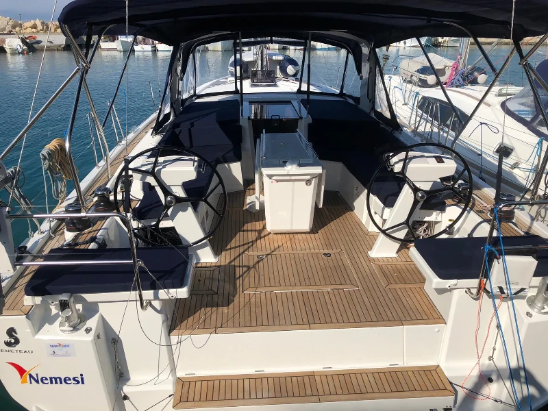 Oceanis 46.1 Nemesi - Standard line boat image