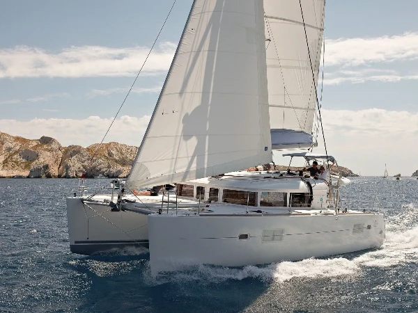 Lagoon 400 S2 Adorable - Standard line boat image