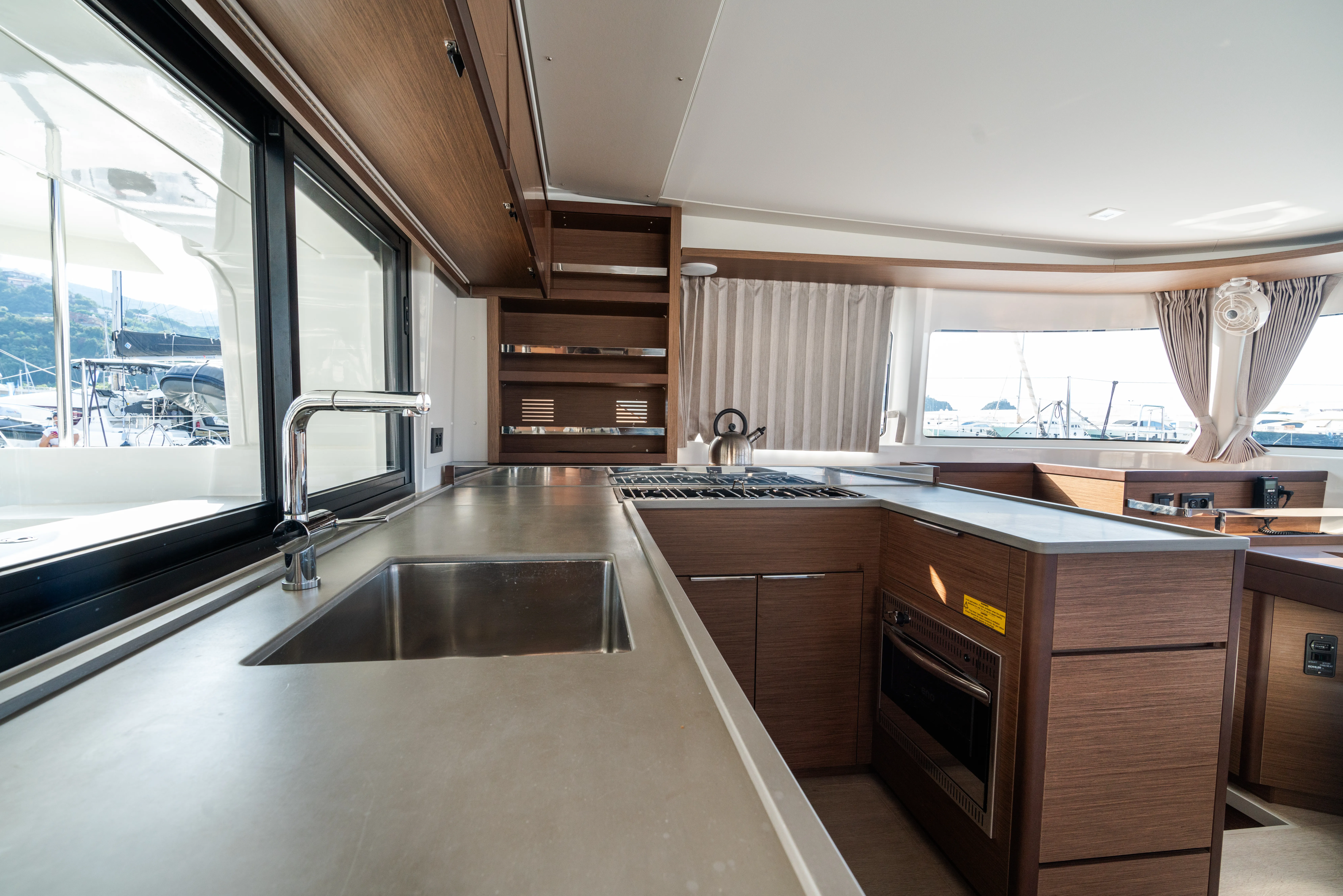 Image slide 228743