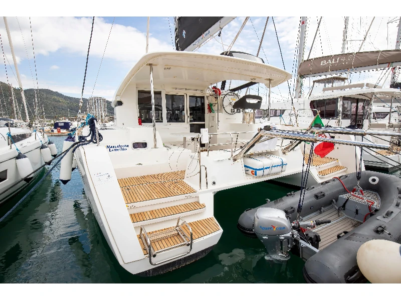 Lagoon 40 Mascalzone Lametino - Standard line boat image