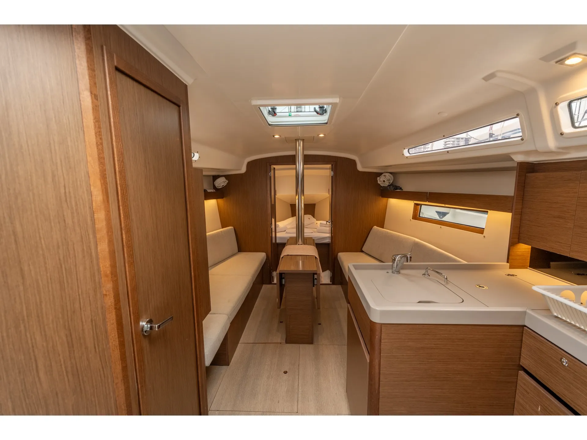 Image slide 228936