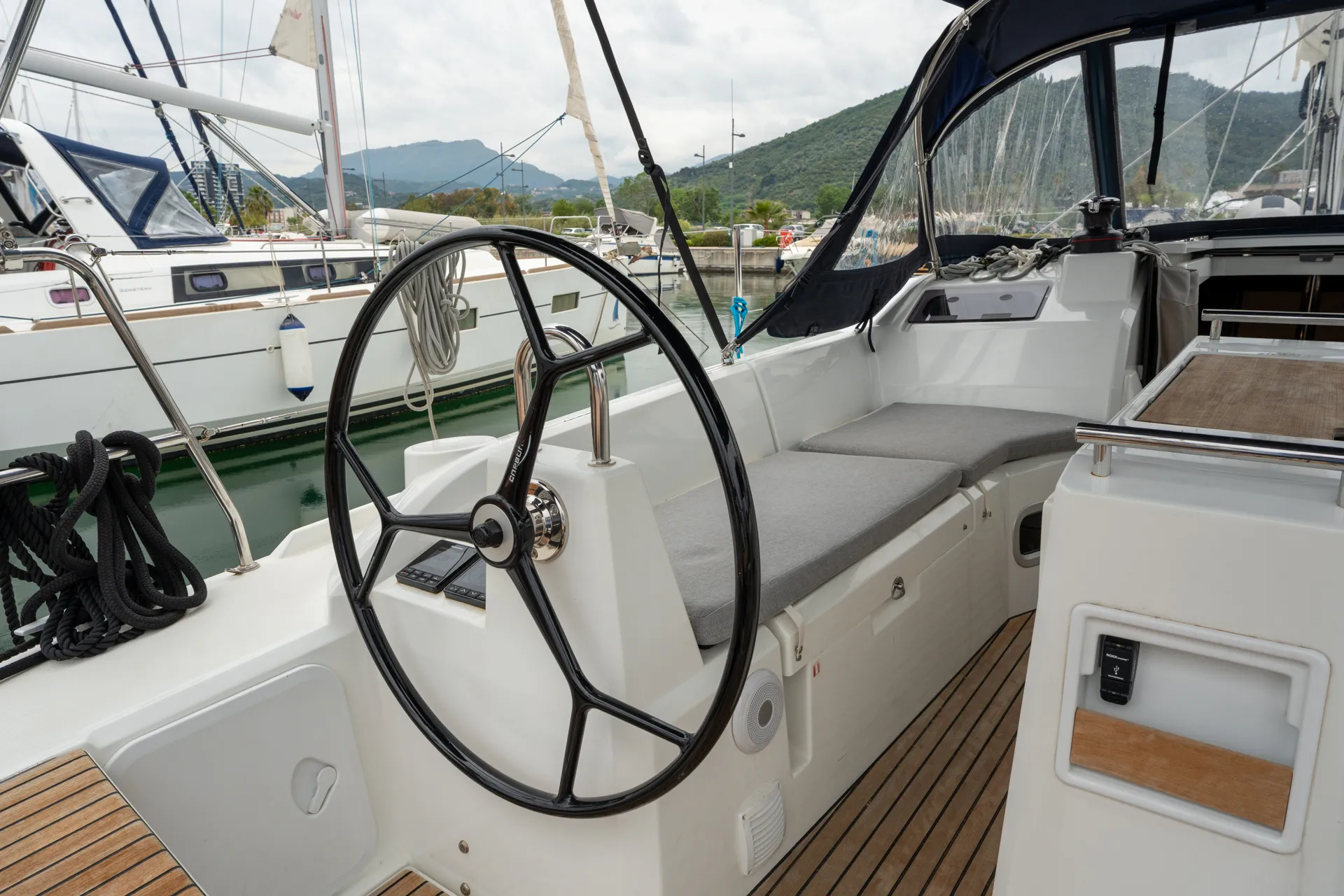 Image slide 228943