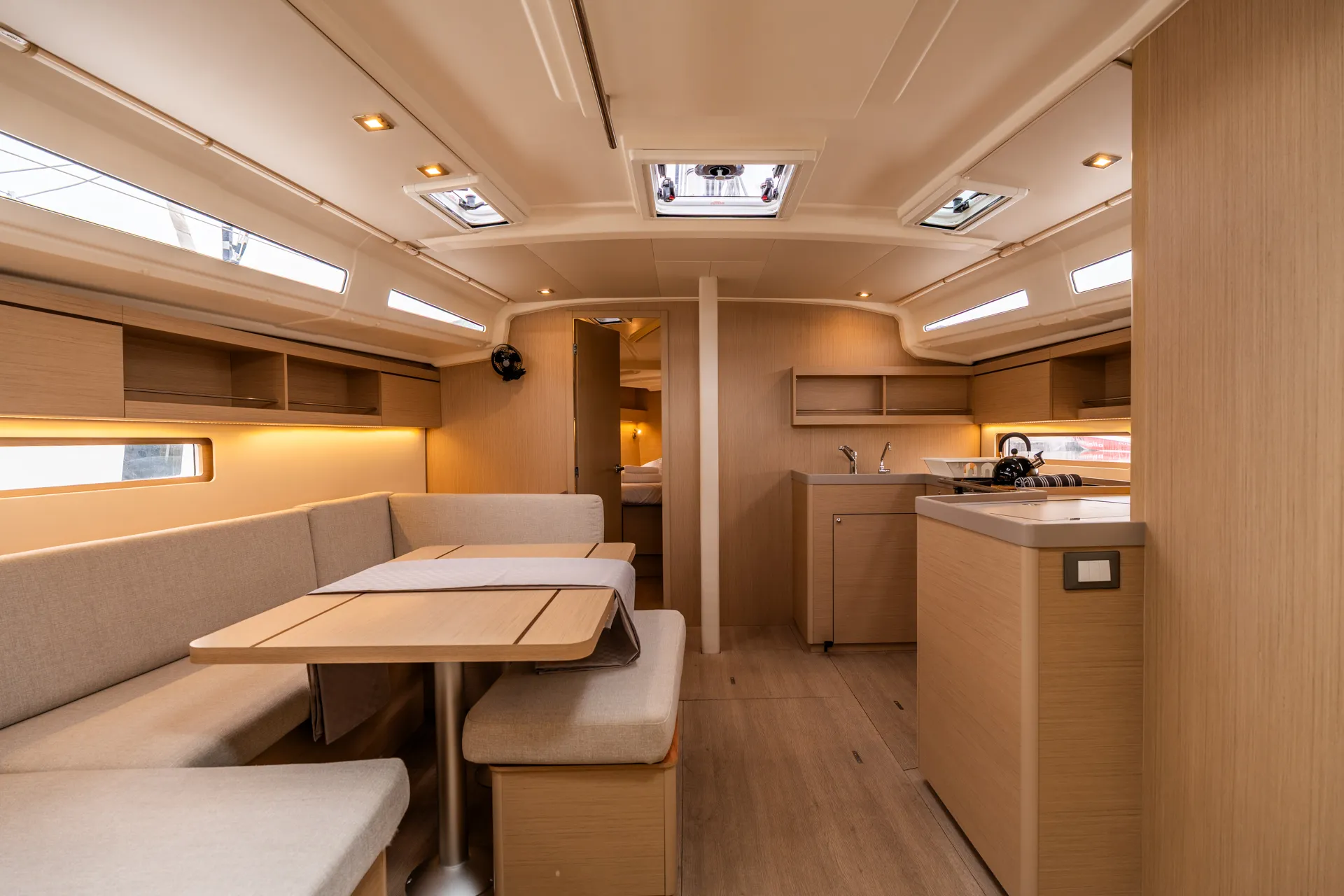 Image slide 228990