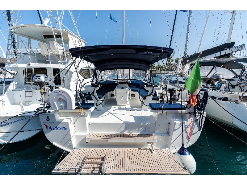 Oceanis 51.1 Anfitrite - Comfort line boat image